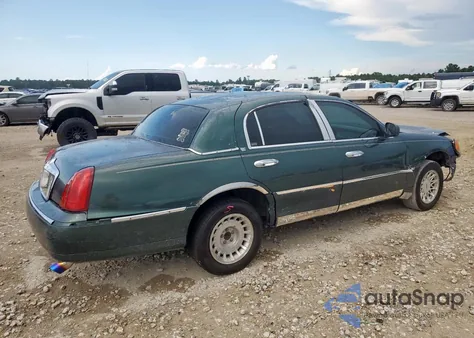 2000 Lincoln Town Car Executive from USA, damaged, VIN 1LNHM81W8YY820974